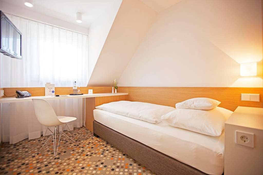 Hotel Waldhorn Böblingen Zimmer foto